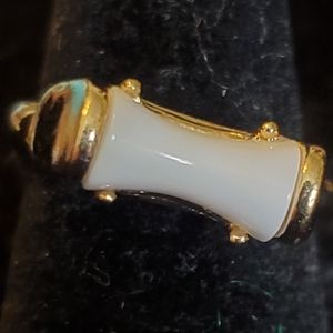 Sarah Coventry goldtone ring with white faux bone adjustable